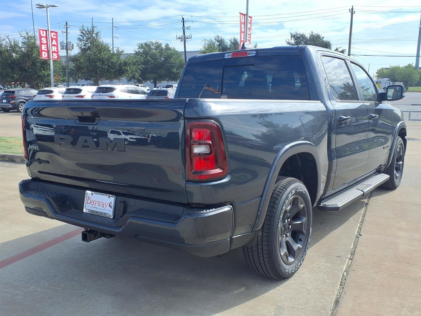 2027 RAM 1500 Big Horn/Lone Star