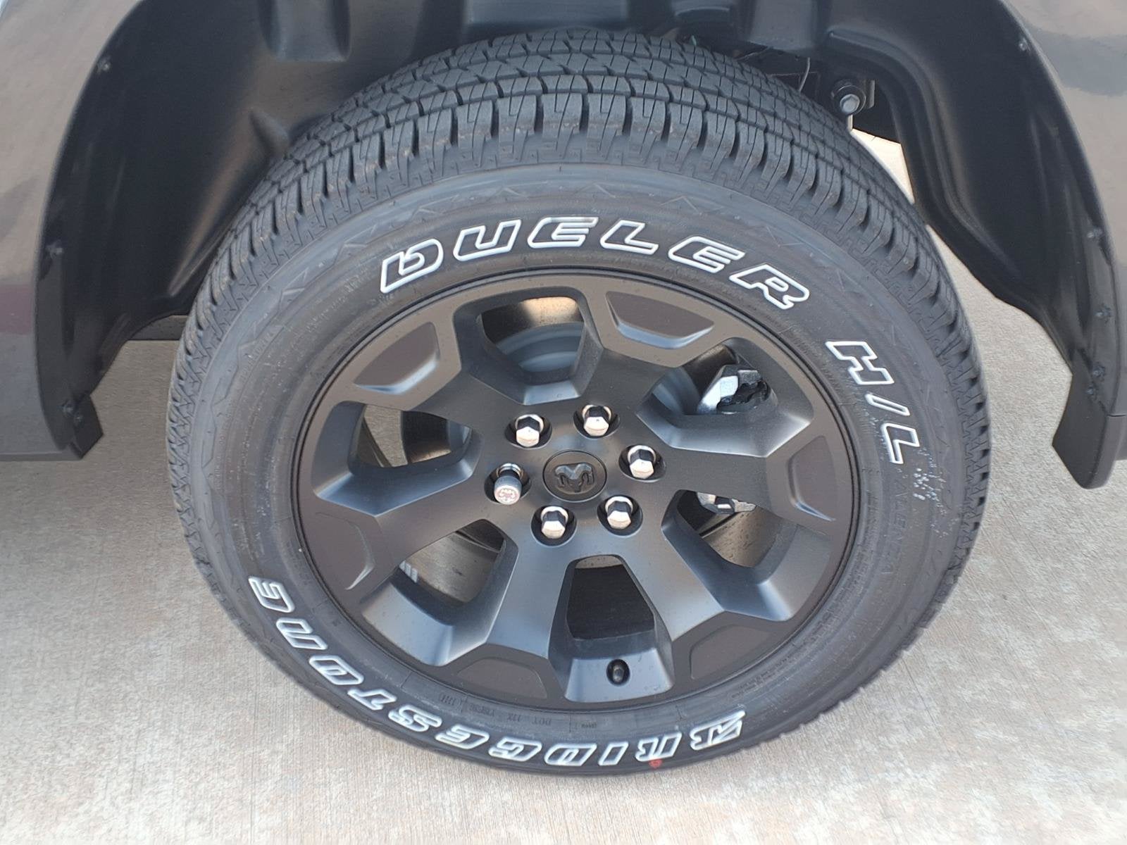 2027 RAM 1500 Big Horn/Lone Star