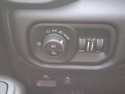 2025 RAM RAM 1500 Big Horn/Lone Star SPORT APPEARANCE PKG