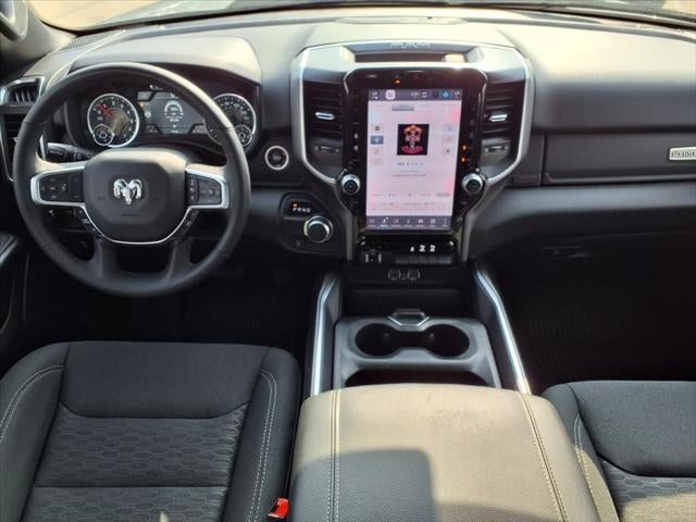 2025 RAM RAM 1500 Big Horn/Lone Star SPORT APPEARANCE PKG