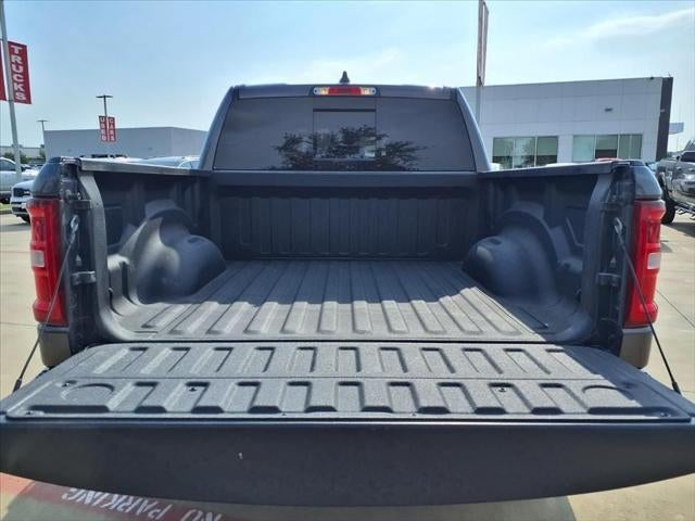 2025 RAM RAM 1500 Big Horn/Lone Star SPORT APPEARANCE PKG