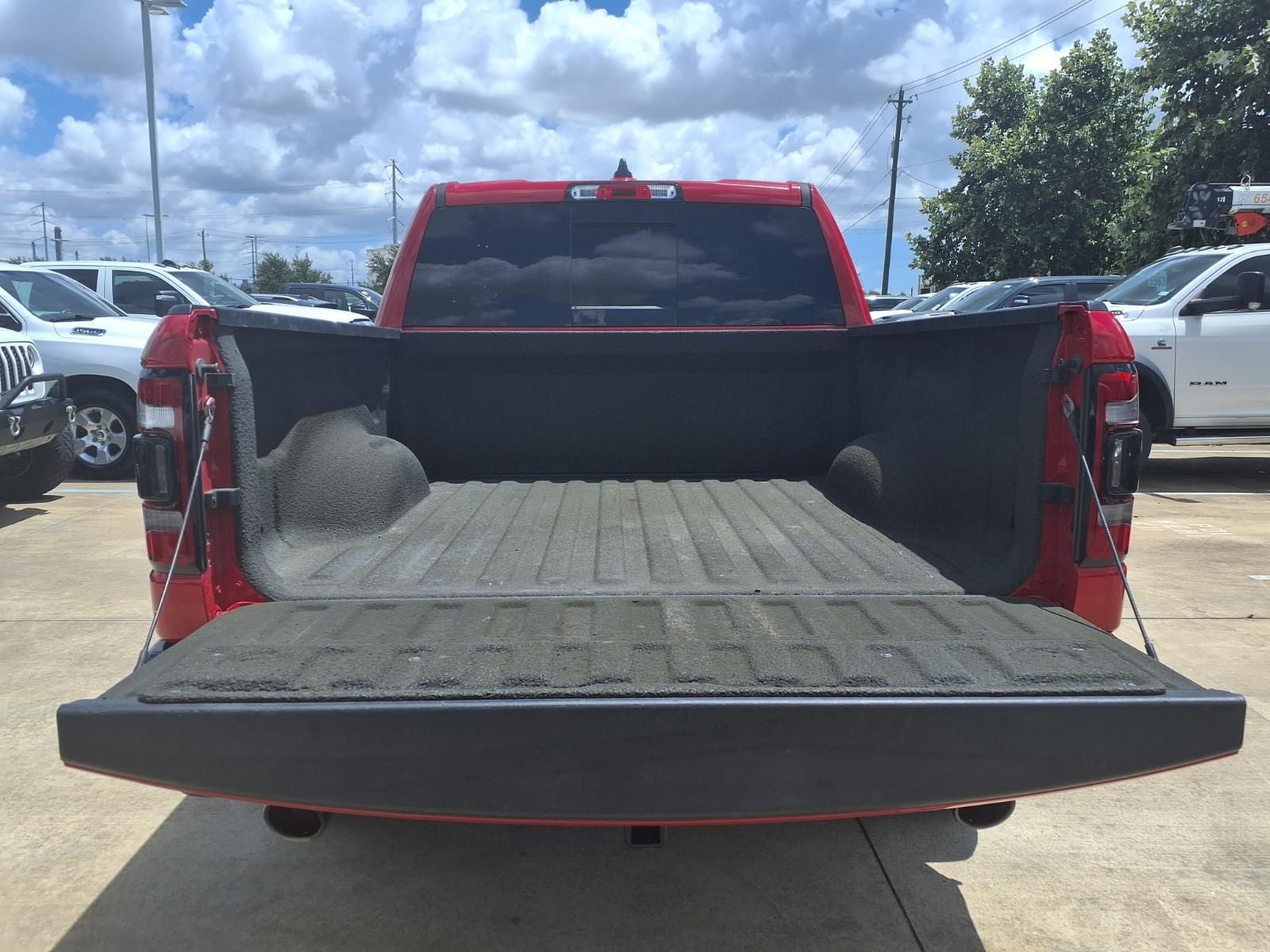 2021 RAM 1500 Big Horn/Lone Star NIGHT EDITION
