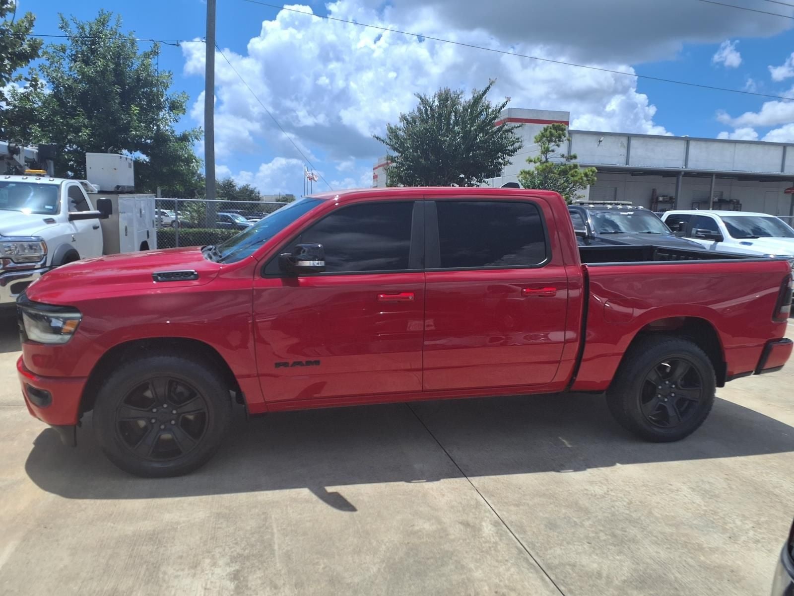 2021 RAM 1500 Big Horn/Lone Star NIGHT EDITION