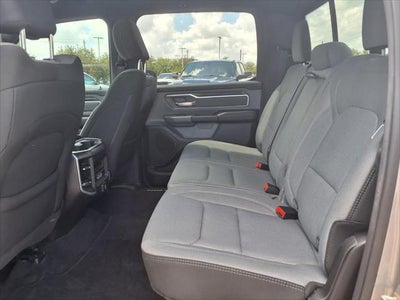 2022 RAM RAM 1500 Big Horn/Lone Star HEMI® 5.7 V8