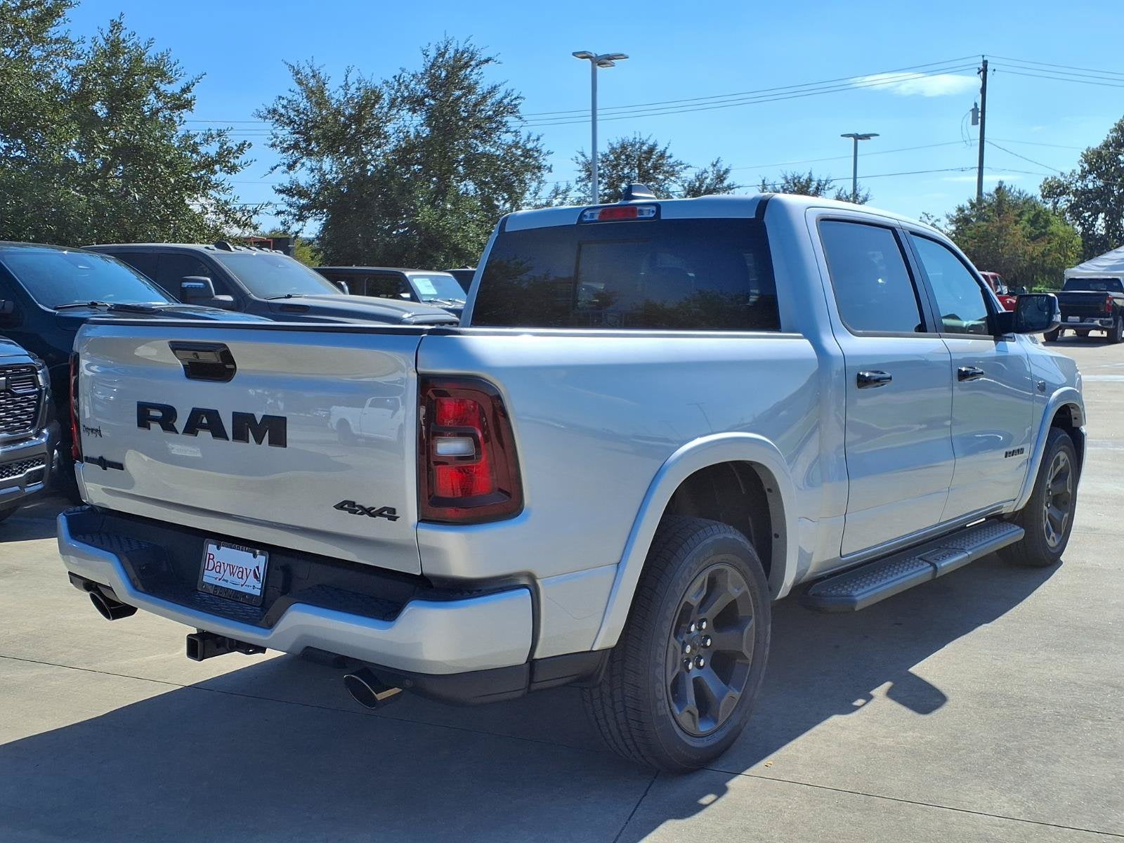 2027 RAM 1500 Big Horn/Lone Star