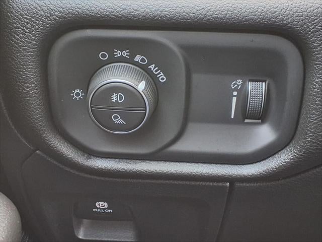 2025 RAM RAM 1500 Tradesman