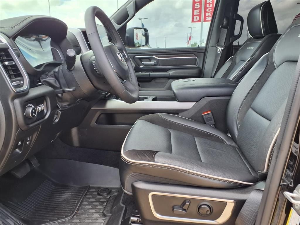 2025 RAM RAM 1500 Laramie NIGHT EDITION