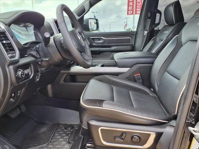 2025 RAM RAM 1500 Laramie NIGHT EDITION