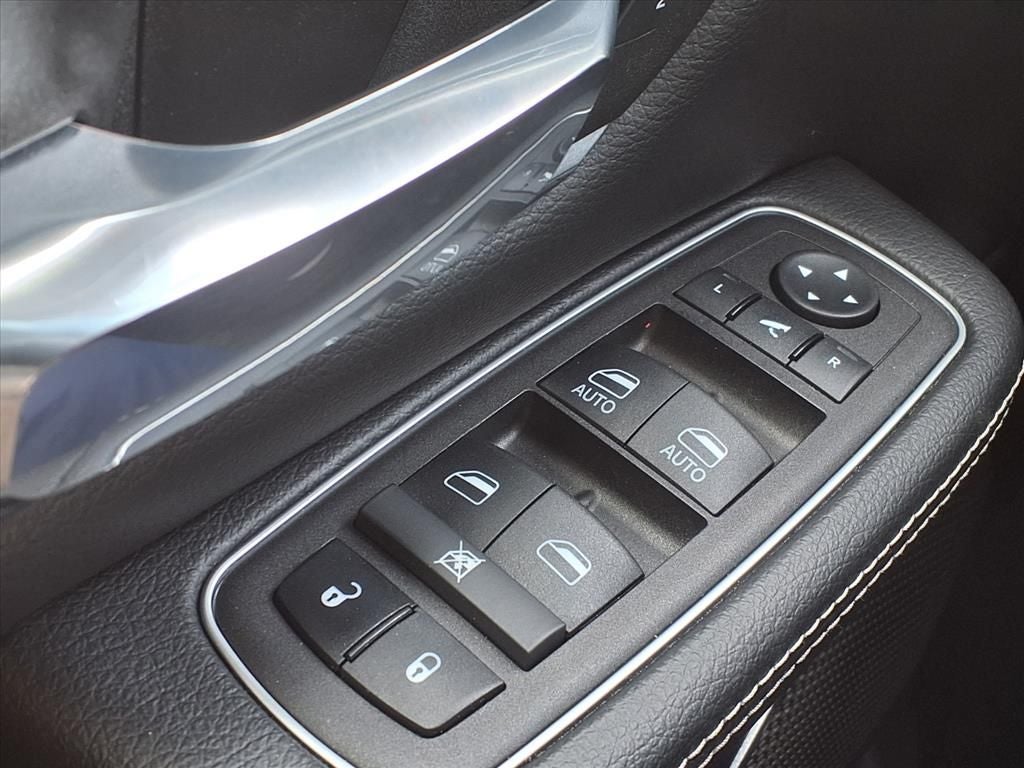 2024 RAM RAM 1500 Laramie