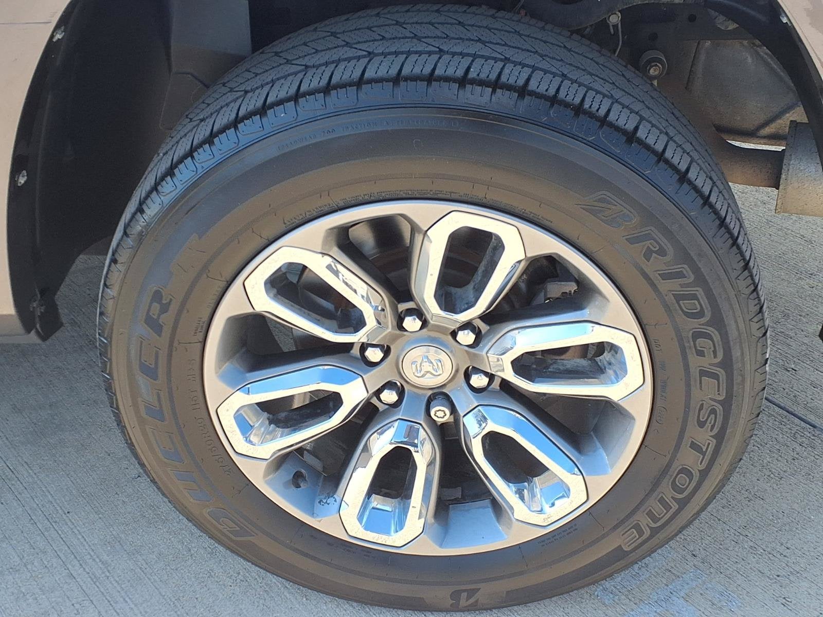 2019 RAM 1500 Laramie SPORT APPEARANCE & ADV. SAFETY PKG
