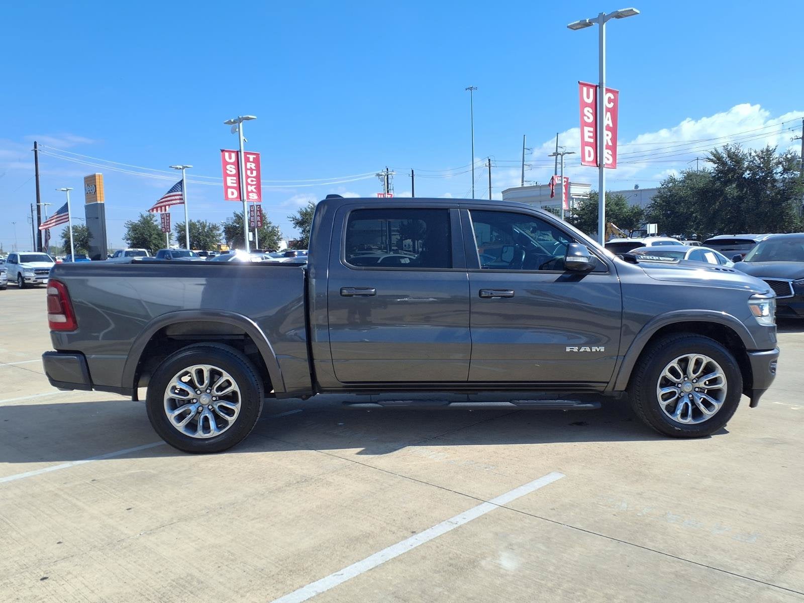 2019 RAM 1500 Laramie SPORT APPEARANCE & ADV. SAFETY PKG