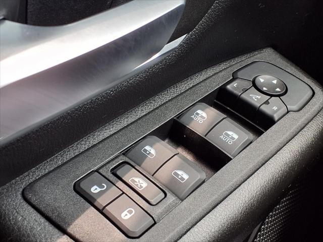 2025 RAM RAM 1500 Big Horn/Lone Star 4X4 SPORT APPEARANCE PKG