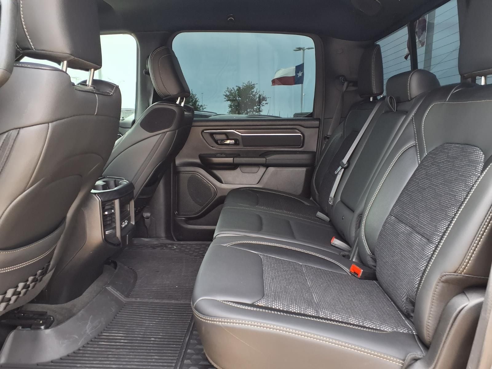 2024 RAM RAM 1500 Big Horn/Lone Star 4X4 BUILT-TO-SERVE EDITION