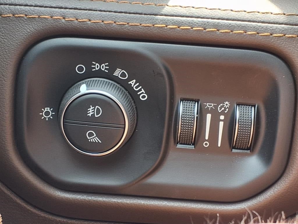 2025 RAM 1500 Limited