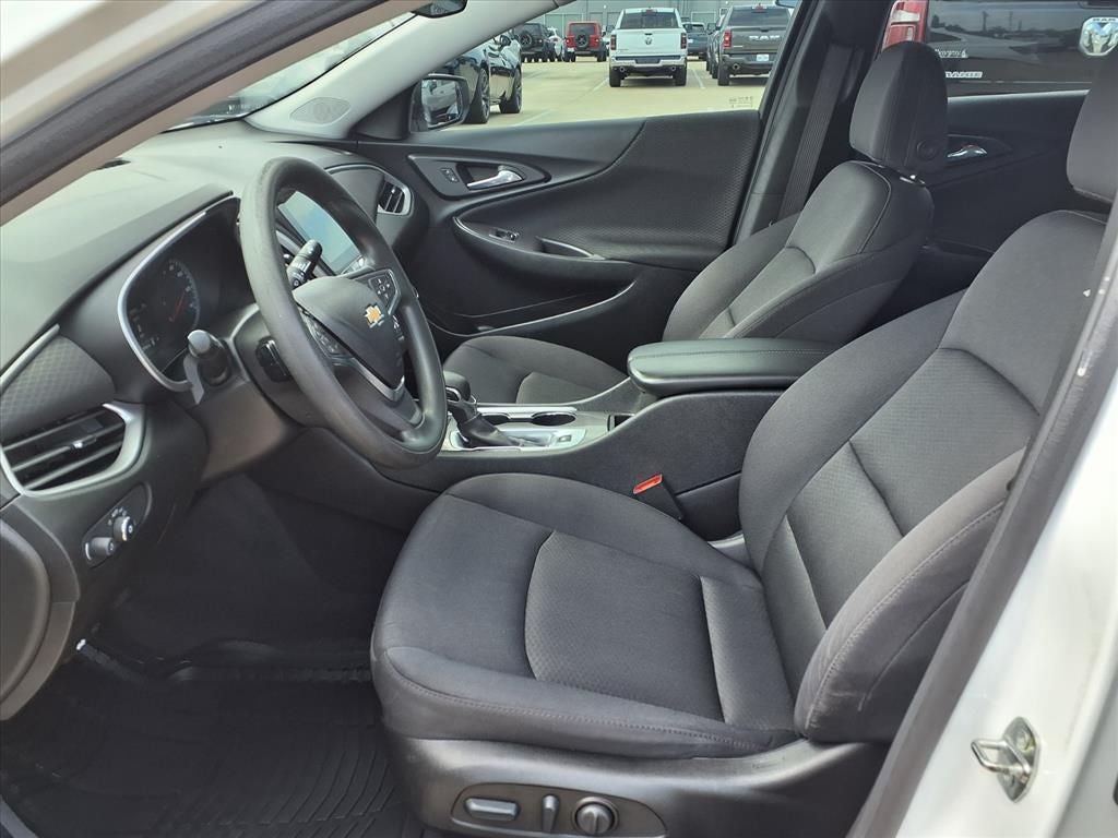 2022 Chevrolet Malibu LT SUNROOF