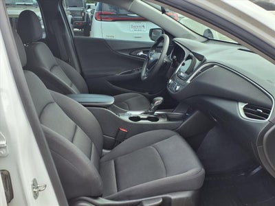 2022 Chevrolet Malibu LT SUNROOF