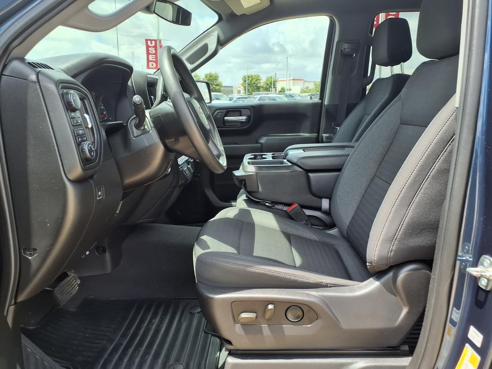 2023 Chevrolet Silverado 1500 Custom 4WD CONVENIENCE PKG