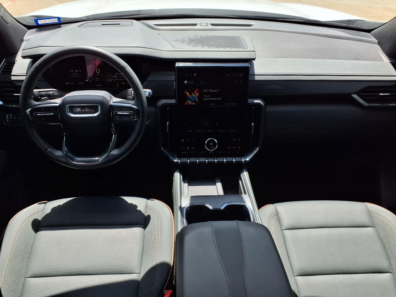 2025 GMC Acadia AT4 AWD