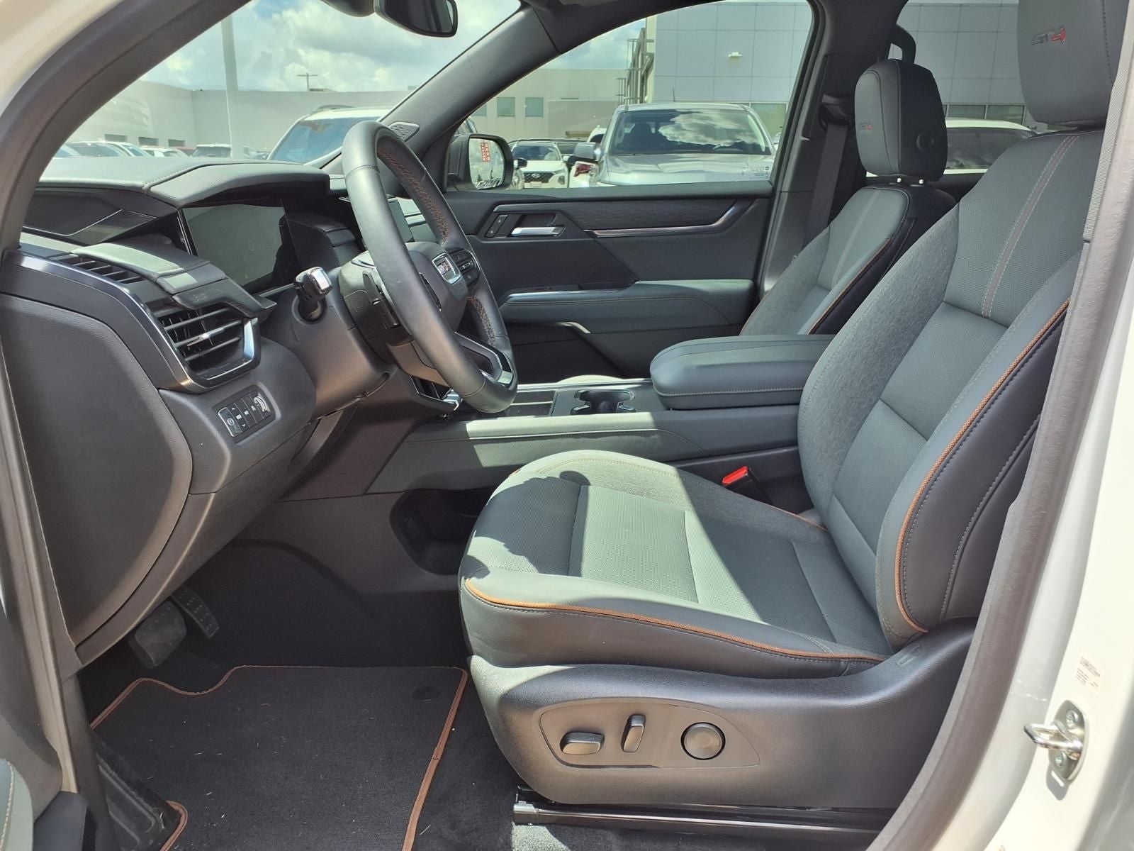 2025 GMC Acadia AT4 AWD