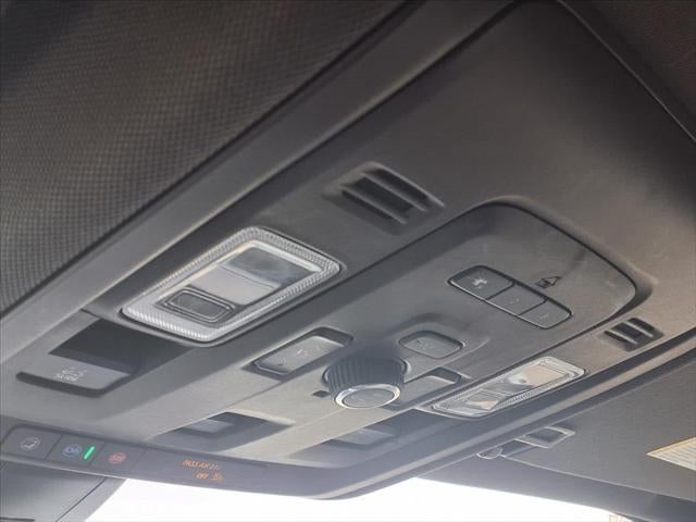 2022 GMC Yukon XL SLT LUXURY & PREMIUM PKG