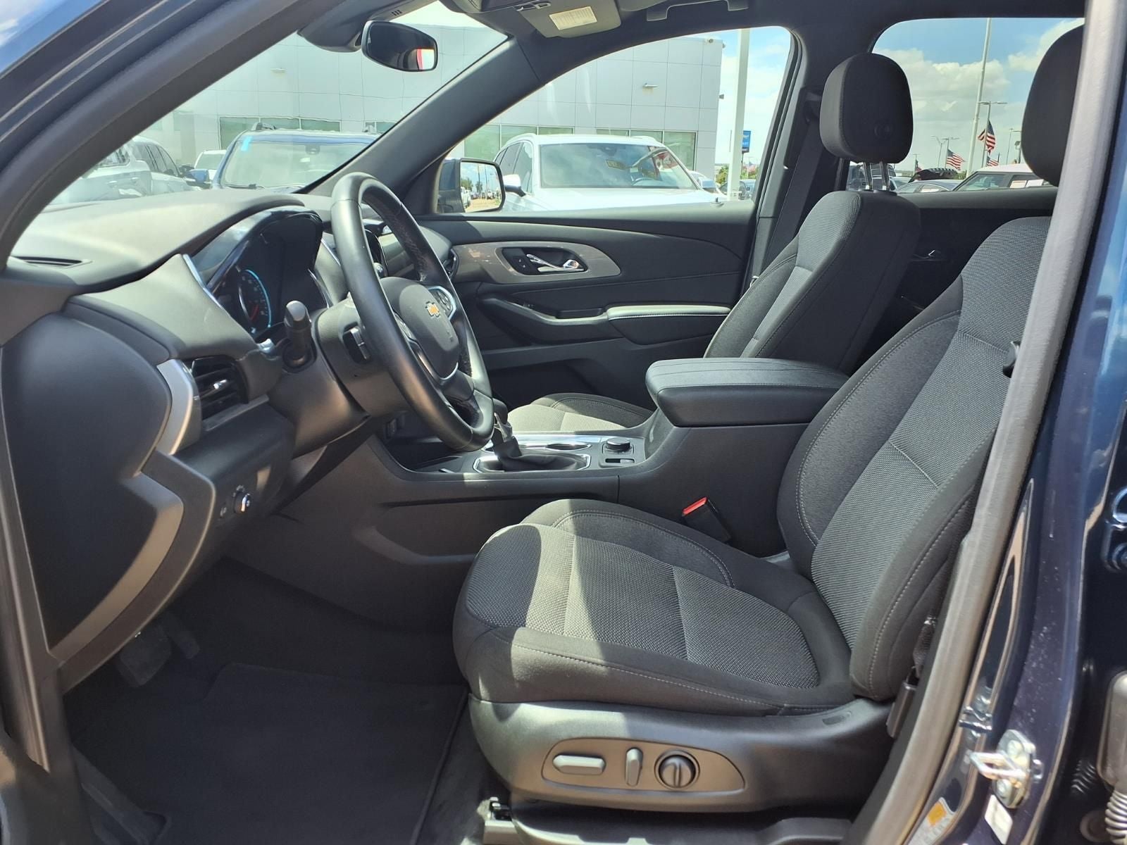2023 Chevrolet Traverse LT 1LT DR. CONFIDENCE PKG