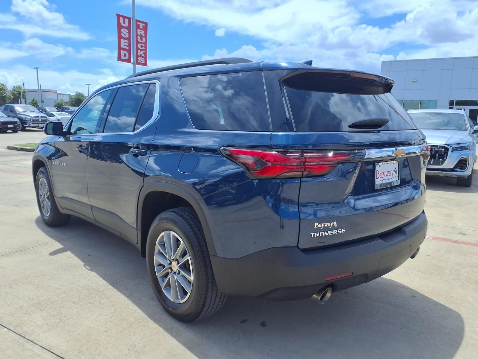 2023 Chevrolet Traverse LT 1LT DR. CONFIDENCE PKG