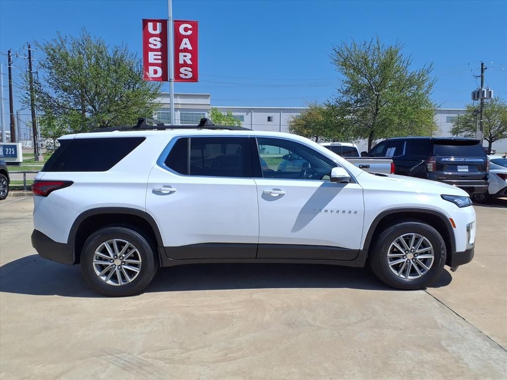 2022 Chevrolet Traverse LT Leather