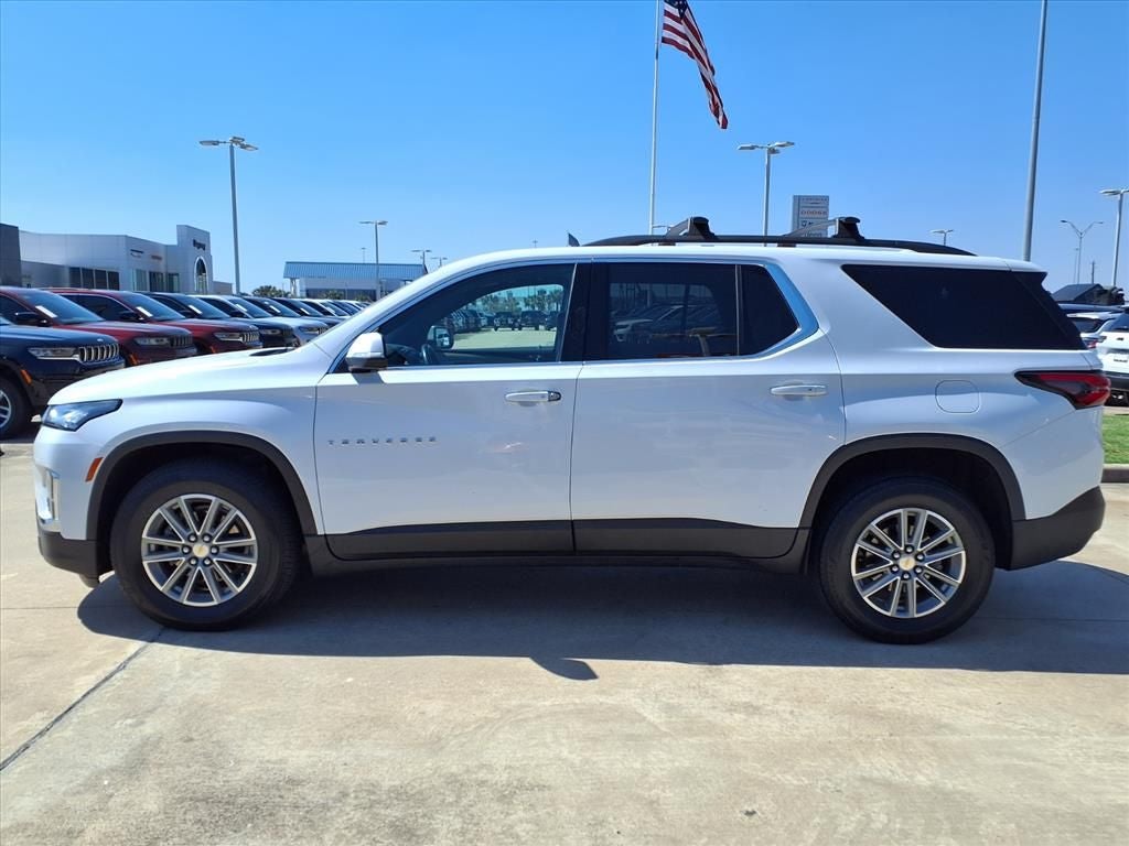 2022 Chevrolet Traverse LT Leather