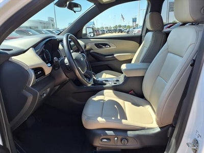 2022 Chevrolet Traverse LT Leather