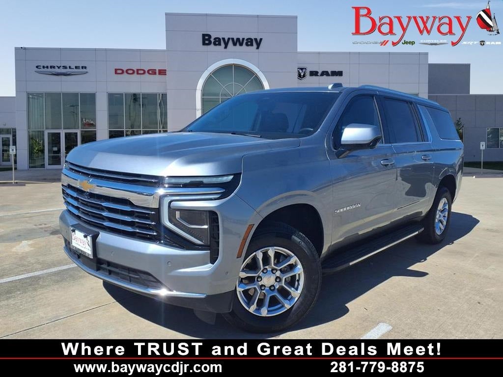 2025 Chevrolet Suburban LT