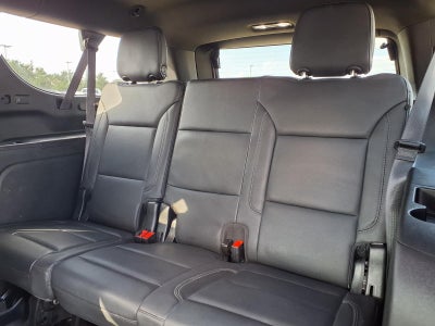 2024 Chevrolet Suburban LT SIGNATURE & LUXURY PKG