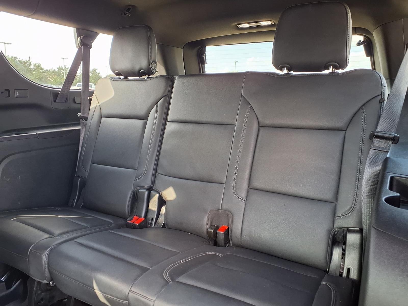 2024 Chevrolet Suburban LT SIGNATURE & LUXURY PKG