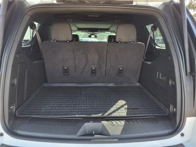 2024 Chevrolet Suburban LT SIGNATURE & LUXURY PKG