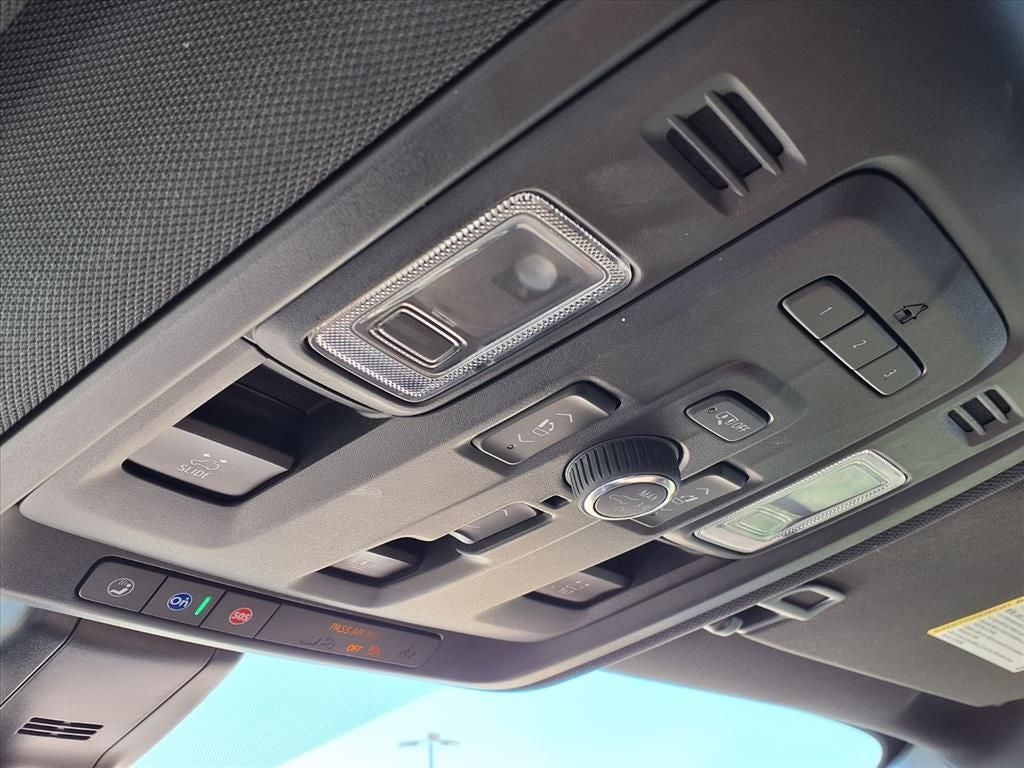 2022 Chevrolet Tahoe High Country DELUXE