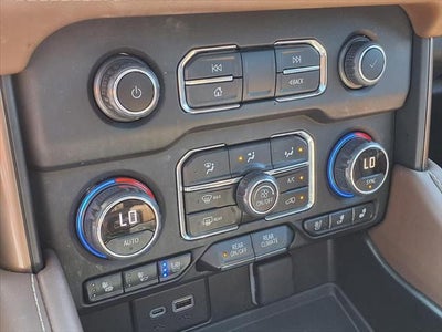 2022 Chevrolet Tahoe High Country DELUXE