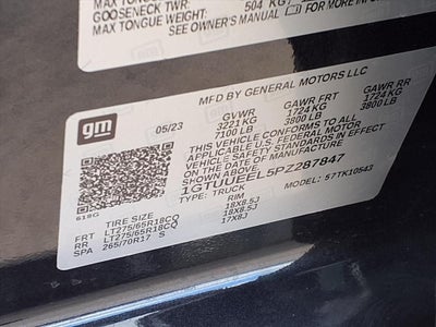 2023 GMC Sierra 1500 AT4