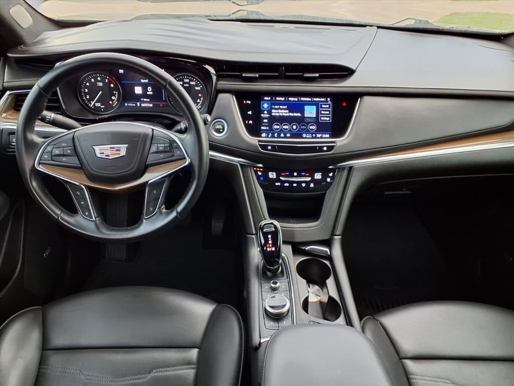 2022 Cadillac XT5 Premium Luxury AWD PLATINUM & DR. ASST. PKG.