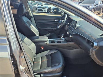 2021 Nissan Altima 2.5 SR I-FCW+BSW+LDW