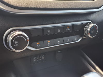 2022 Nissan Altima 2.5 SV AWD