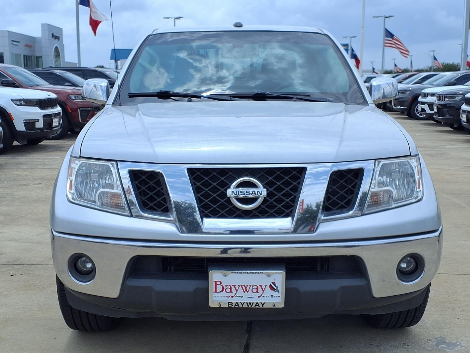 2019 Nissan Frontier SL V6 CREW CAB