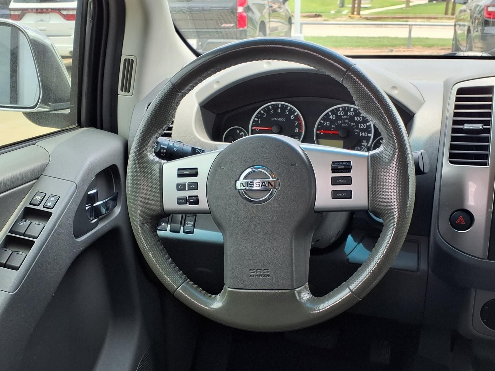 2019 Nissan Frontier SL V6 CREW CAB
