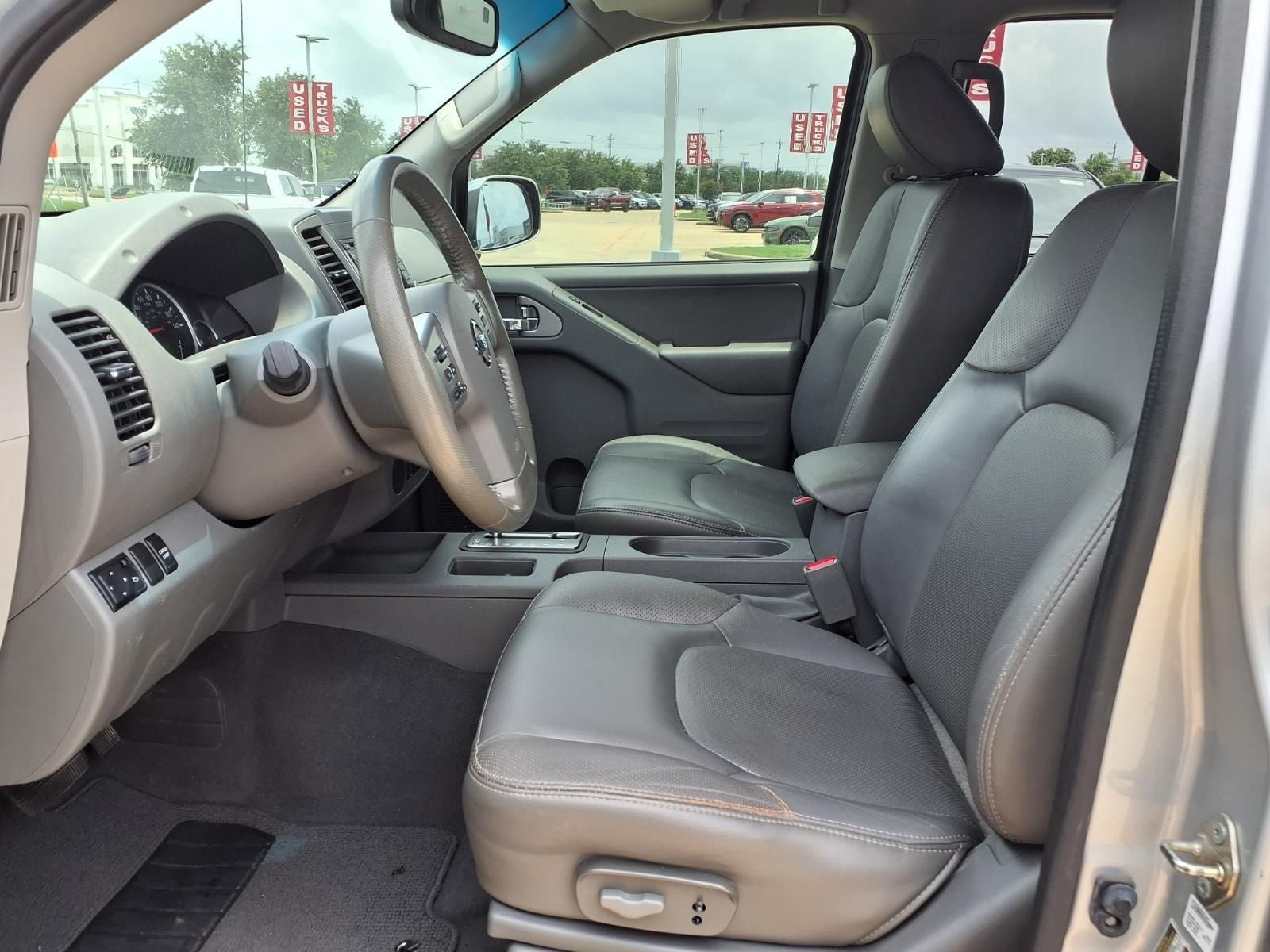 2019 Nissan Frontier SL V6 CREW CAB