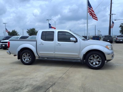 2019 Nissan Frontier SL V6 CREW CAB