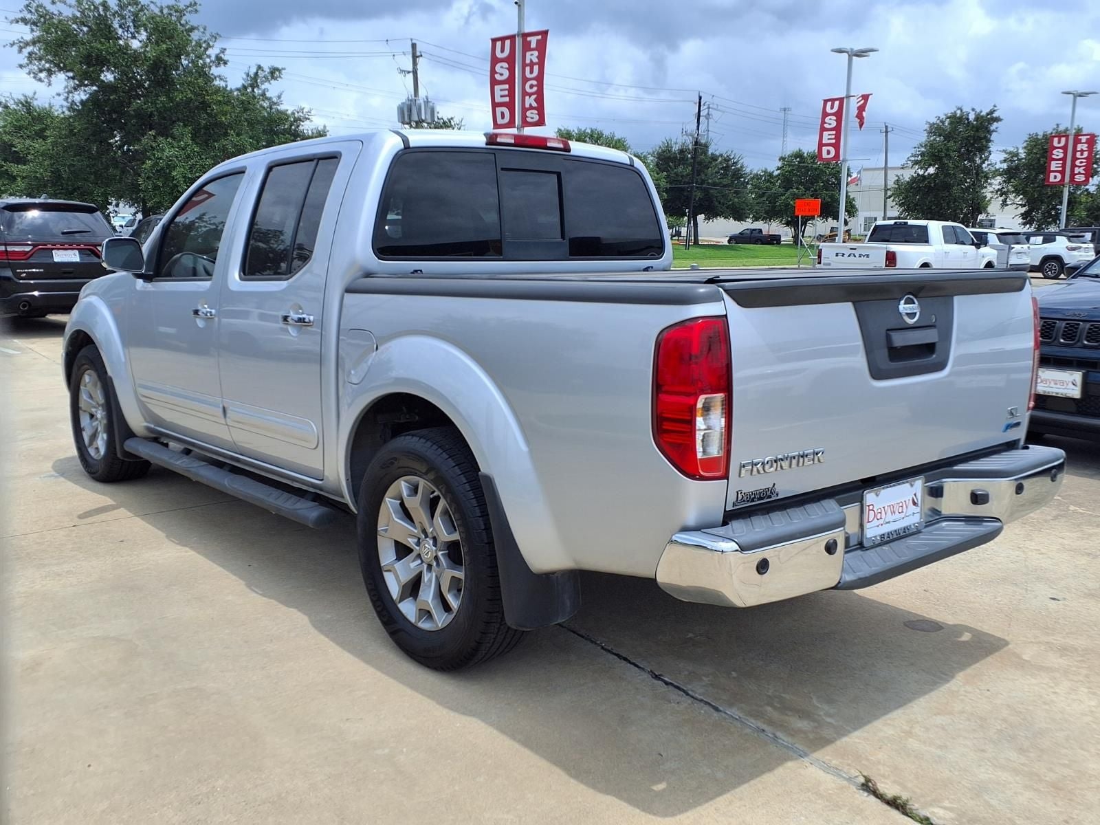 2019 Nissan Frontier SL V6 CREW CAB