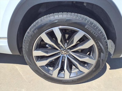 2023 Volkswagen Atlas Cross Sport 3.6L V6 SEL Premium R-Line
