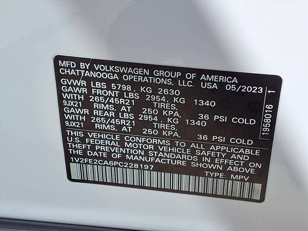 2023 Volkswagen Atlas Cross Sport 3.6L V6 SEL Premium R-Line COLLISION MITIGATION