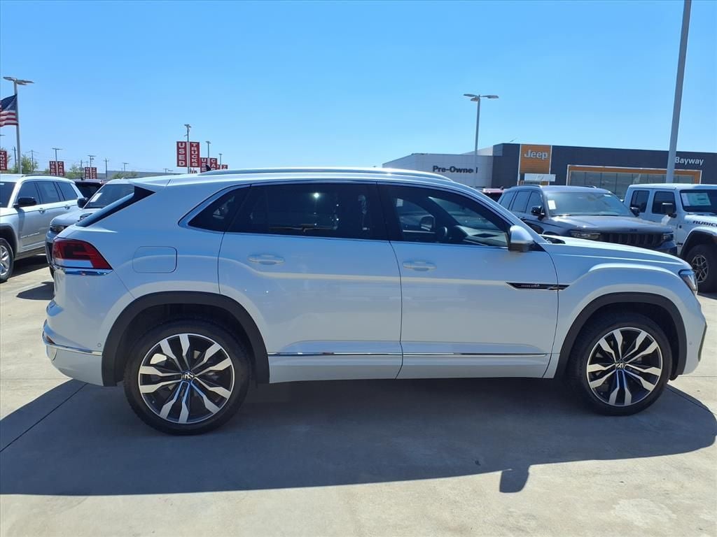 2023 Volkswagen Atlas Cross Sport 3.6L V6 SEL Premium R-Line