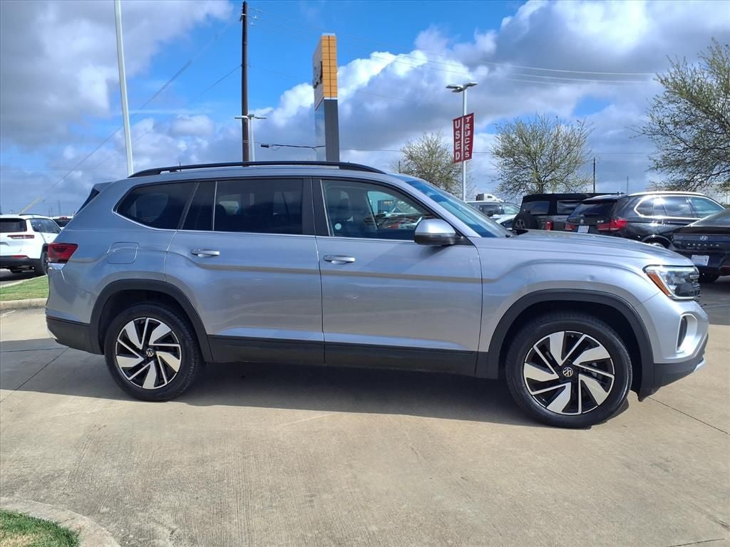 2024 Volkswagen Atlas 2.0T SE w/Technology AWD