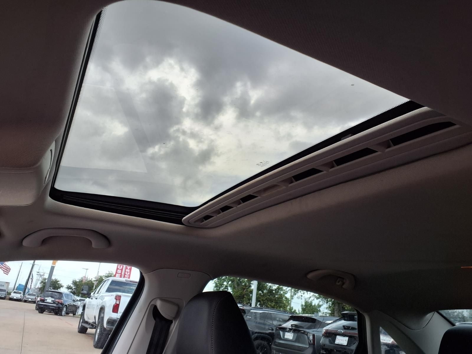 2022 Volkswagen Passat 2.0T Limited Edition