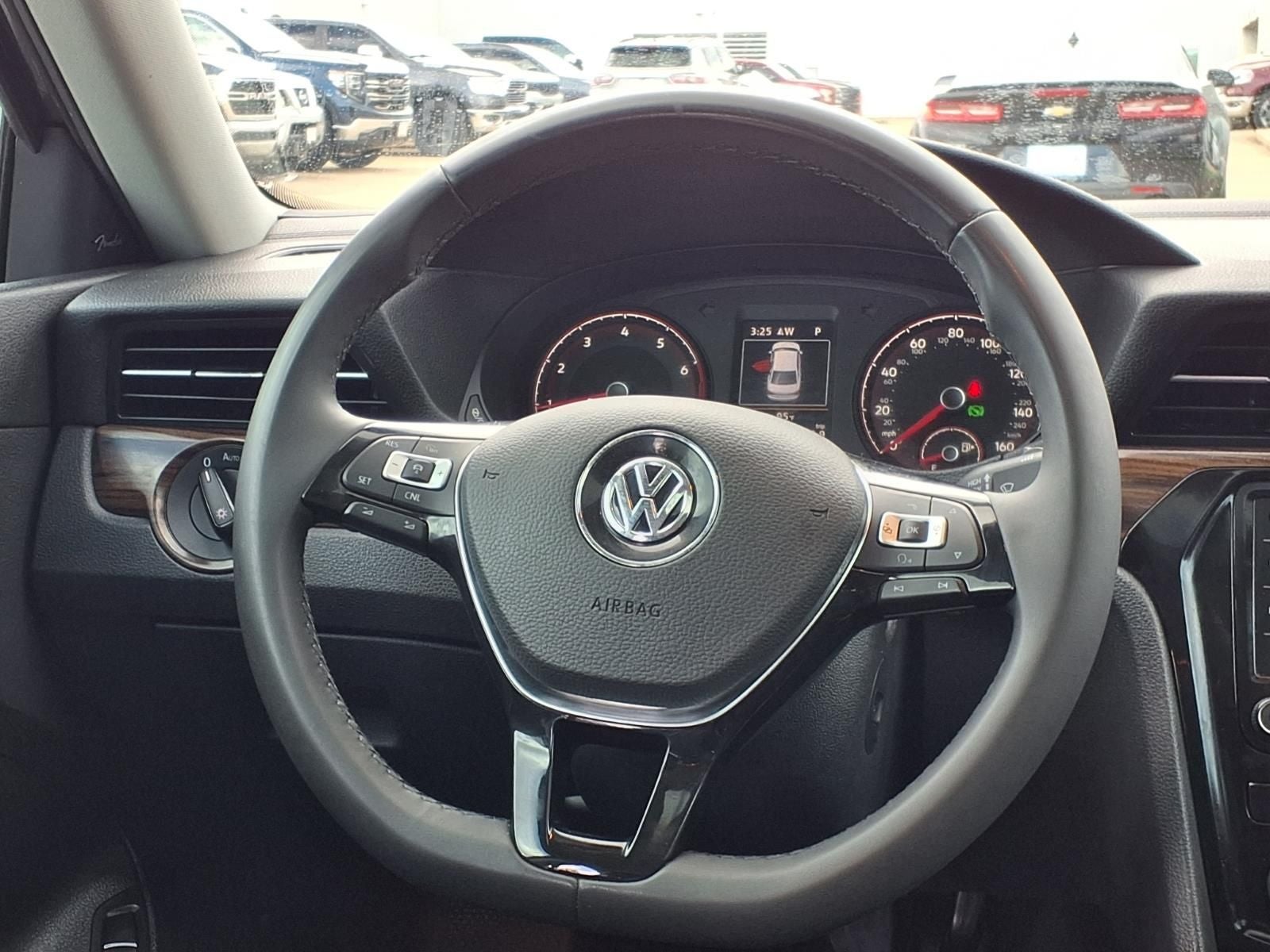 2022 Volkswagen Passat 2.0T Limited Edition